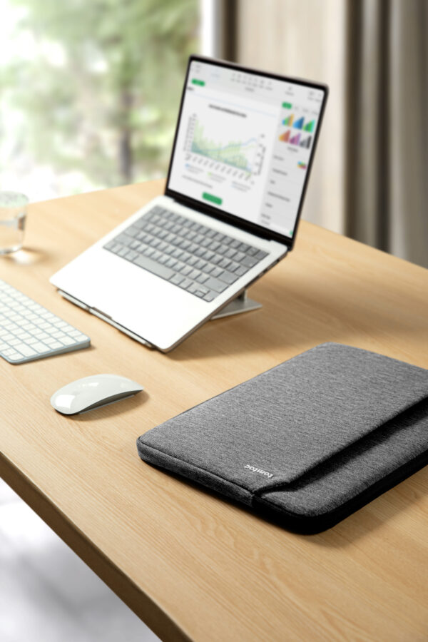 KEISO - tomtoc Light-A18 Slim Laptop Sleeve for 14-inch MacBook